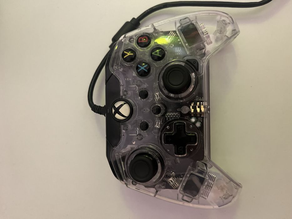 Vand controller xbox,pc in stare impecabila