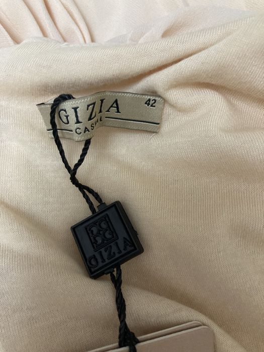 Продам вечернее платье «GIZIA»