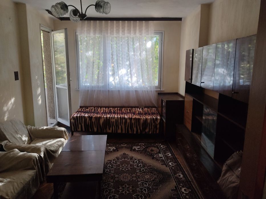 Дава се под наем Тристаен апартамент в Благоевград, Запад - 86 кв.м за 204 € - Снимка #3