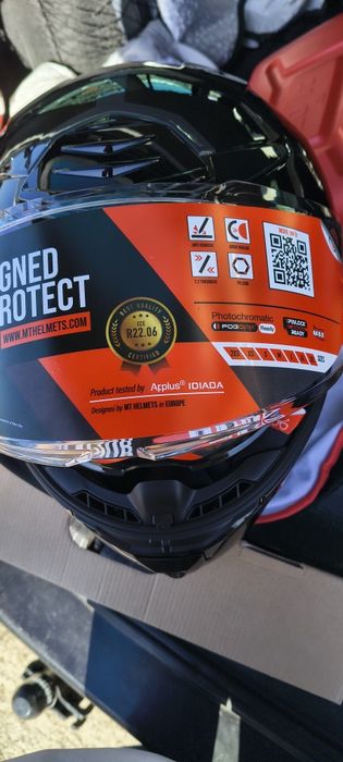 Casca moto Mt Thunder 4 sv