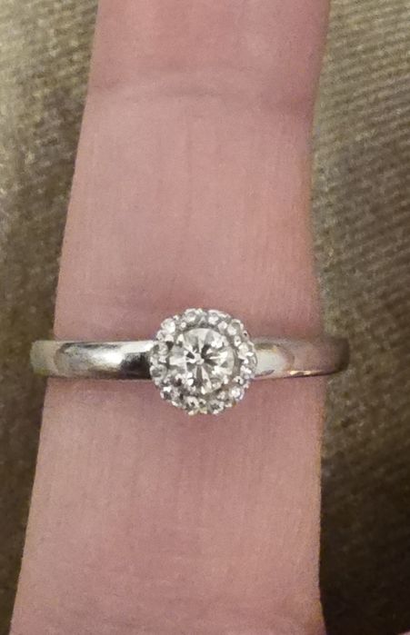 Inel logodna, aur alb, cu diamant- briliant