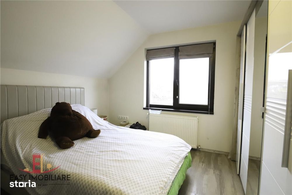 Casa individuala Unirii, 2 dormitoare, 2 bai, 80 mp, zona linistita.