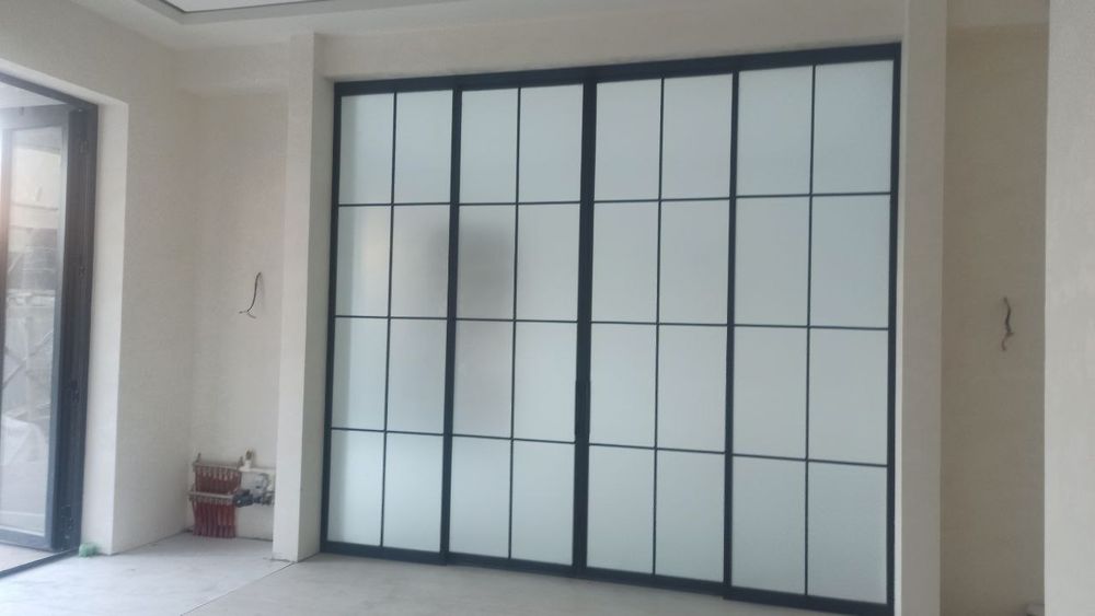 Стеклянная дверь/ Раздвижная стеклянная дверь