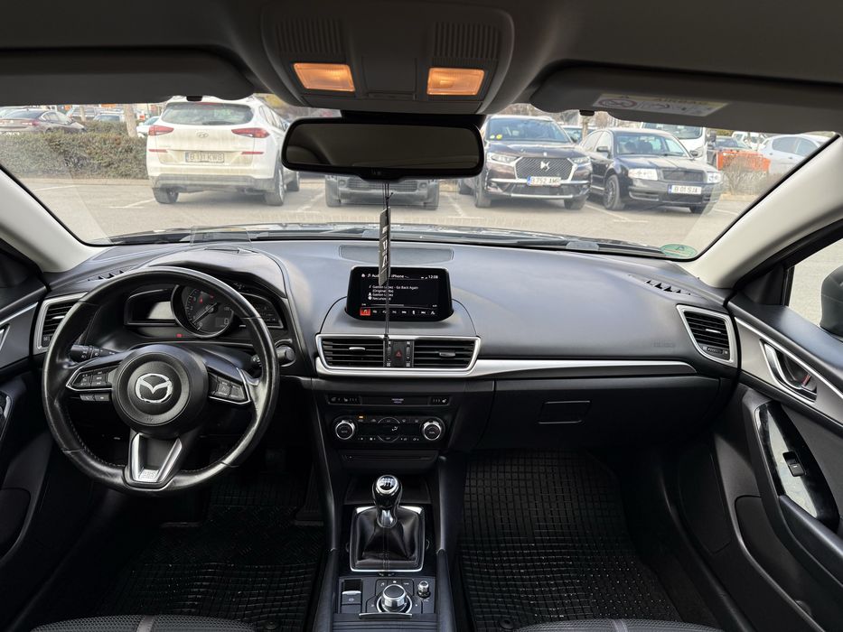 Mazda 3   2016 facelift benzina