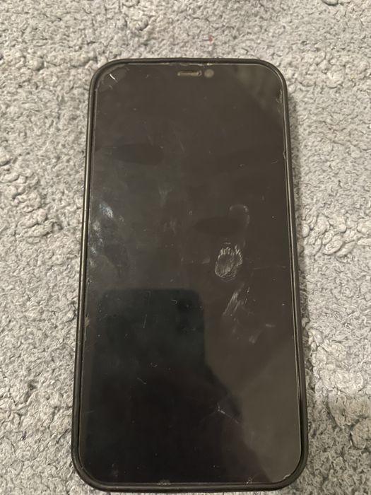 Iphone 12 accept si schimburi