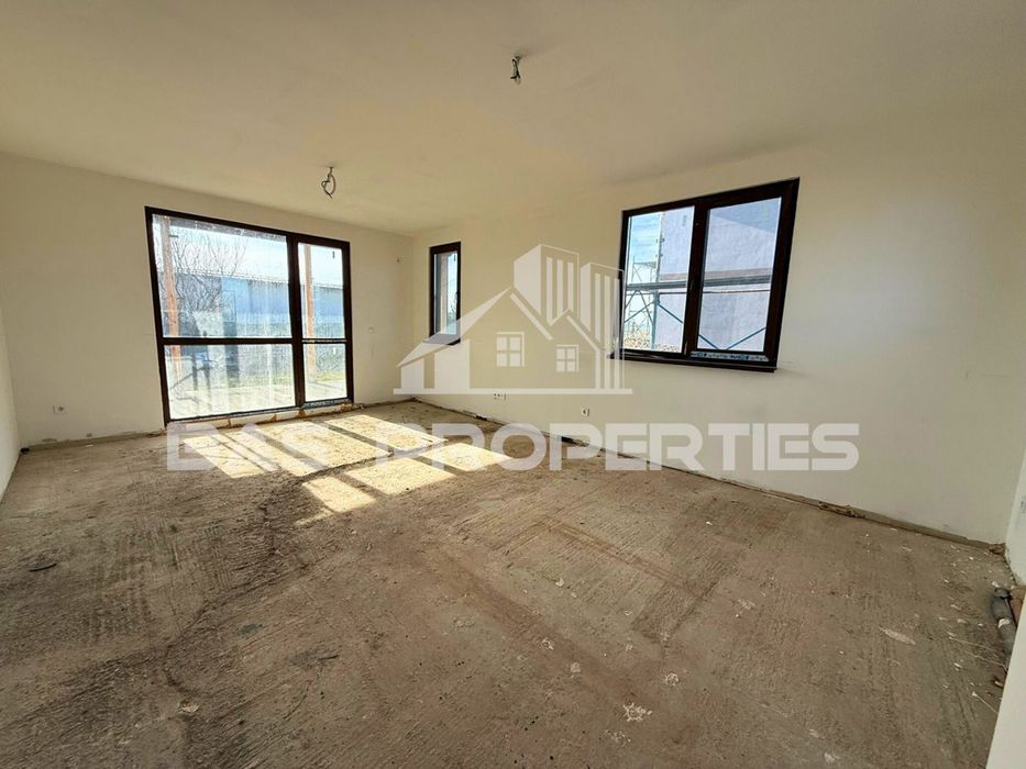 Къща в София, област-гр.Костинброд площ 156