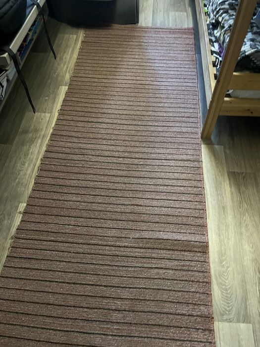 Продам ковровую дорожку