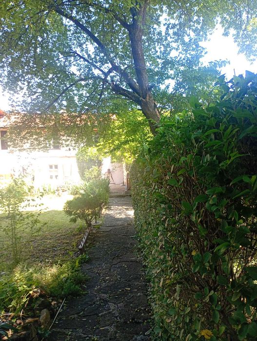 ПРОДАВА СЕ ПЛАНИНСКИ ДОМ В С. ЯНТРА, ОБЛ. ГАБРОВО . В живописния Страженски пролом на река Янтра