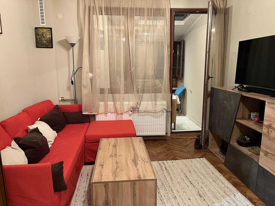 Продаваме 1-стаен Апартамент В Хаджи Димитър