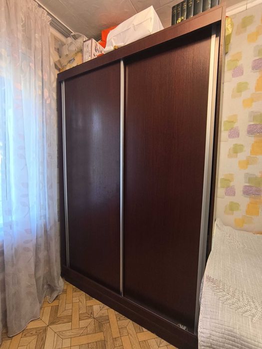 Продам шкаф купе б/у.