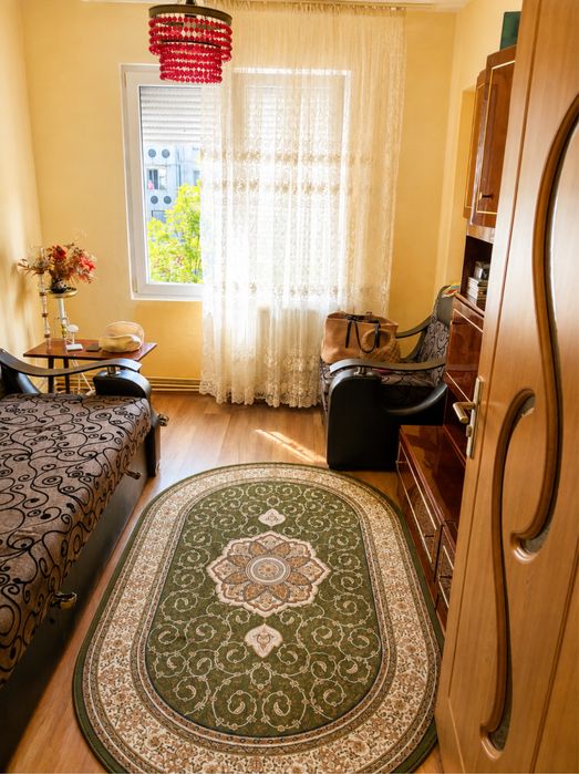 Apartament 4 camere direct de la proprietar