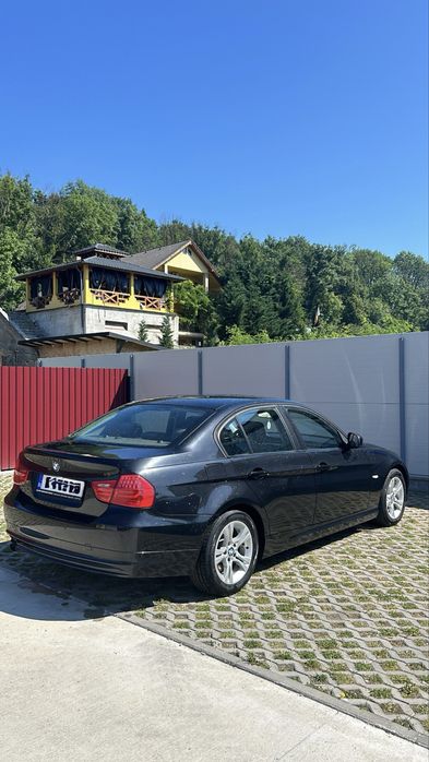 BMW E90 318i 2009