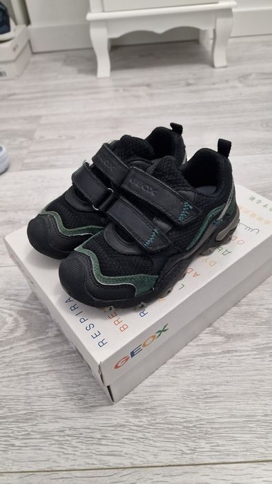 Pantofi sport Geox nr 28