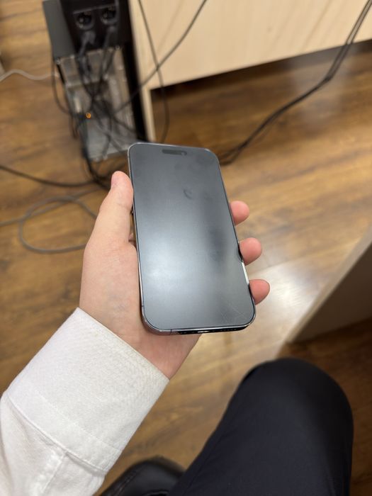 iPhone 14 Pro 1tb duall LL/A ekran dogi bor