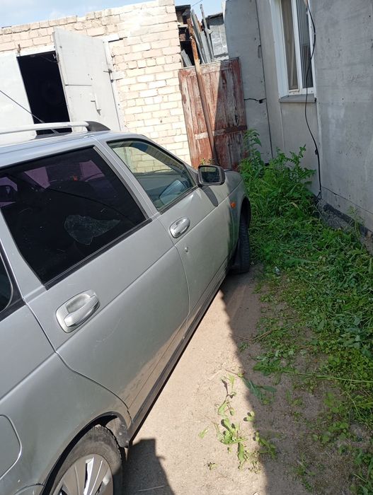 Продам Приору универсал