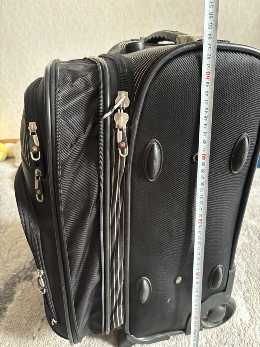 Продам тканевый чемодан б/у