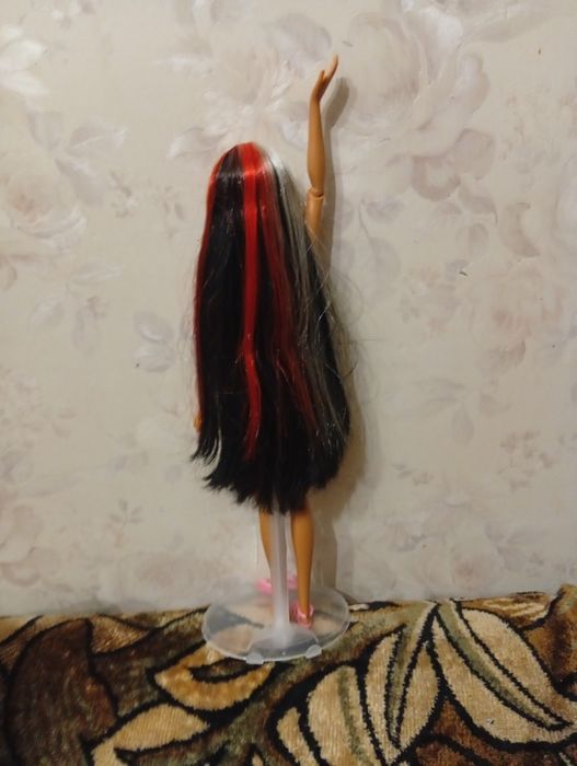 Кукла Барби продается