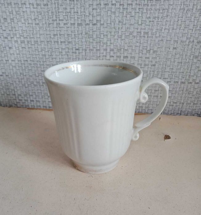 Стаканы, бокалы, кружки, стопки
