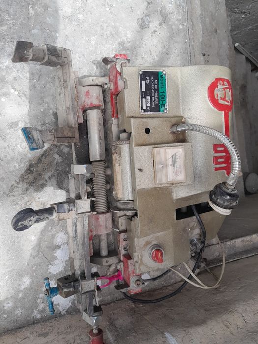 Машинка для изготовления ключей