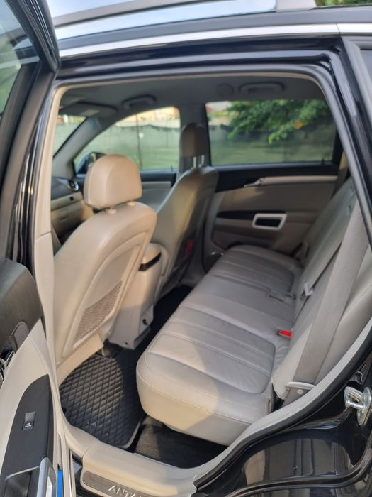 Vând Opel Antara