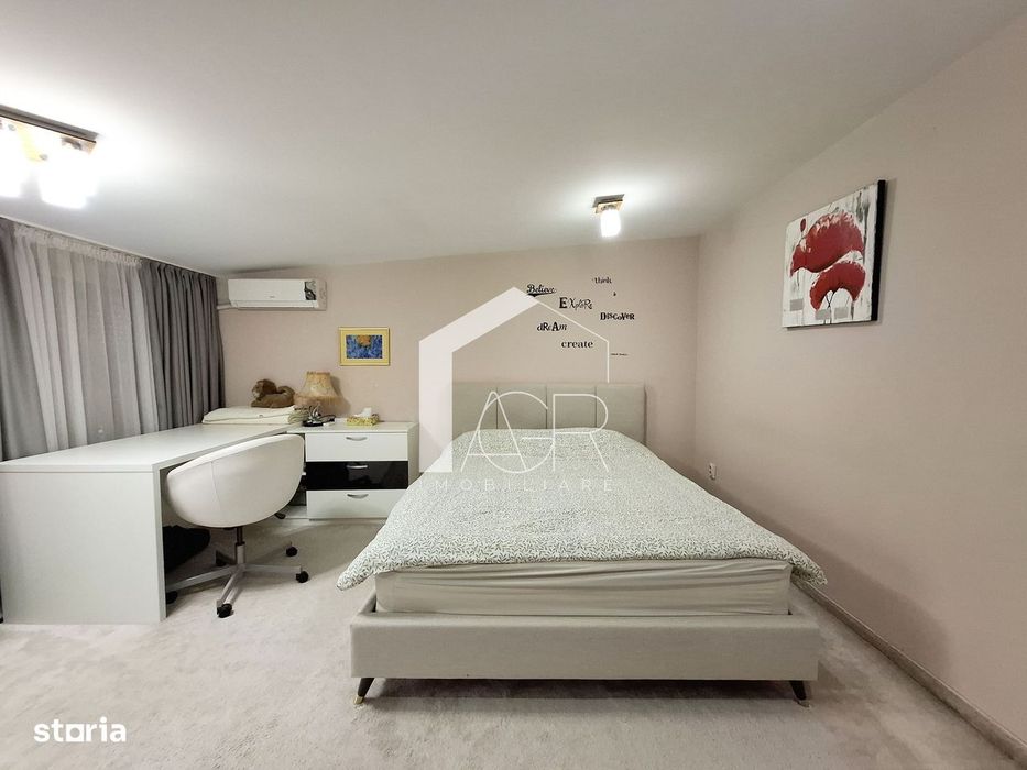Casa P+M, cu 5 camere, zona Central