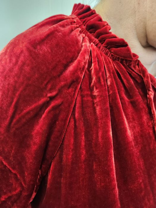 Продам бархатное платье