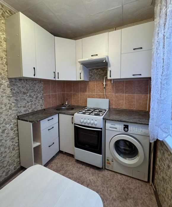 Продам 1 комнатную  квартиру