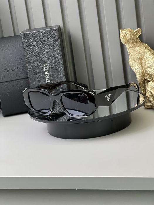 Дамски Очила Prada