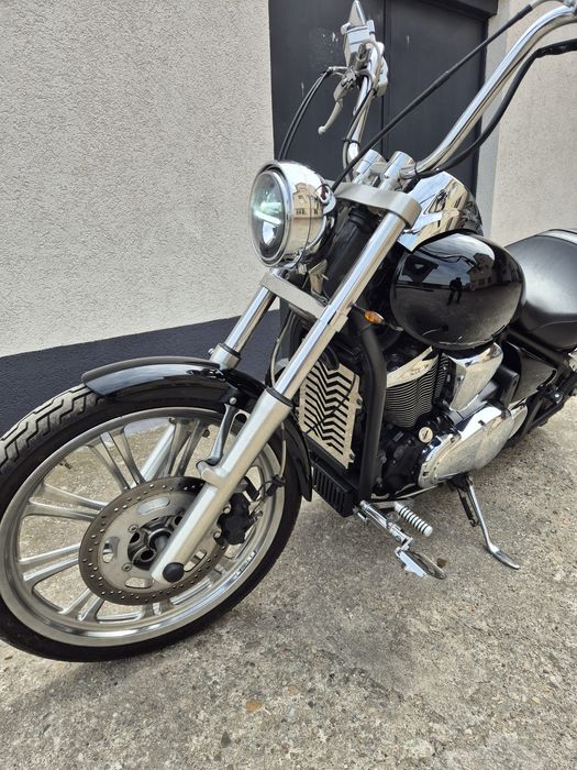 Kawasaki Vulcan VN900 Custom