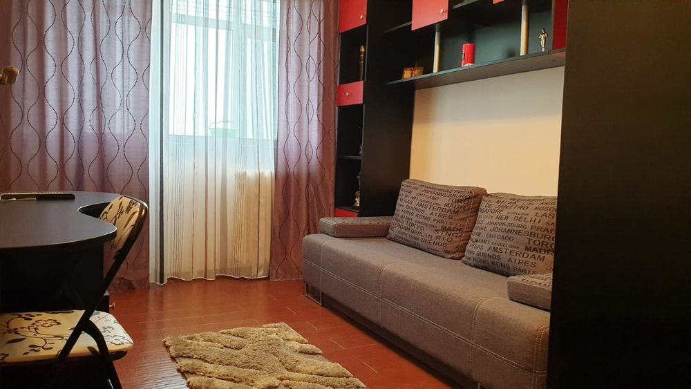 Apartament 3 camere decomandat, mobilat, utilat +  boxa