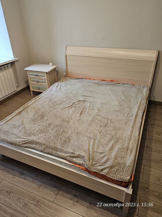 Кровать двухспальная