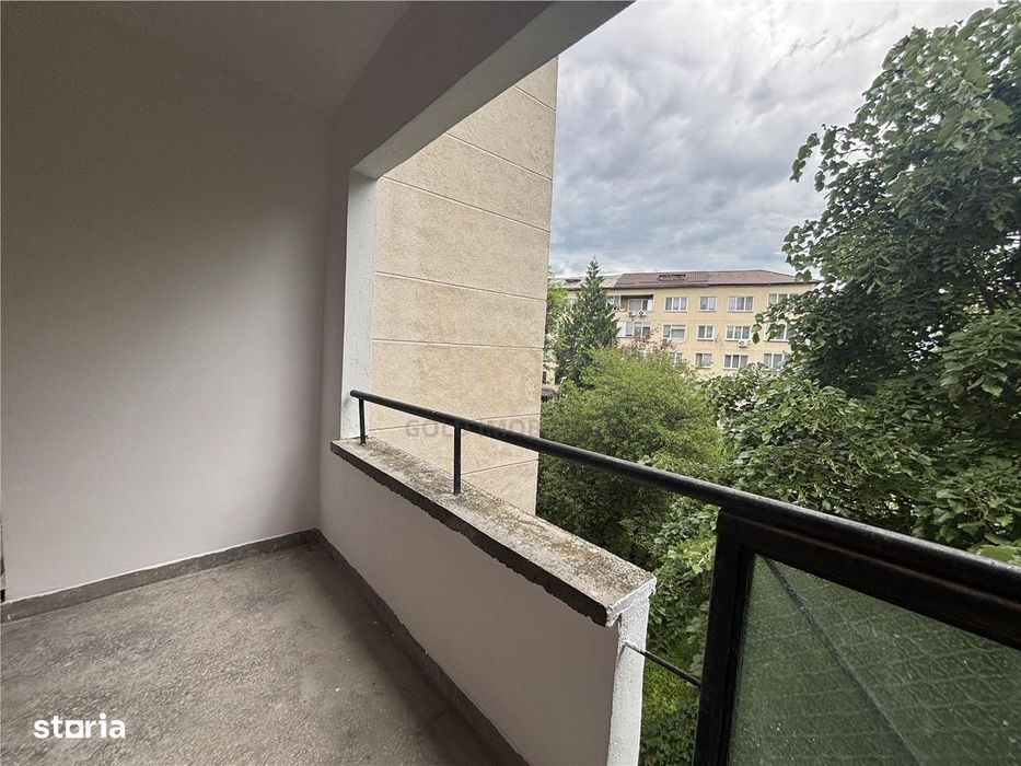 Apartament 3 camere de inchiriat