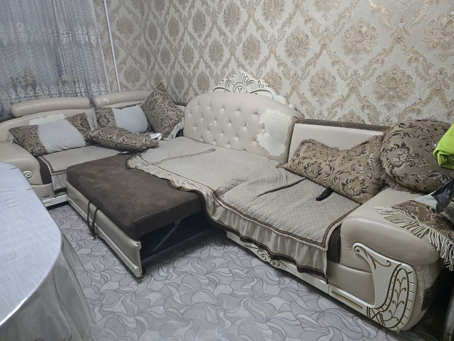 Продам диван срочно