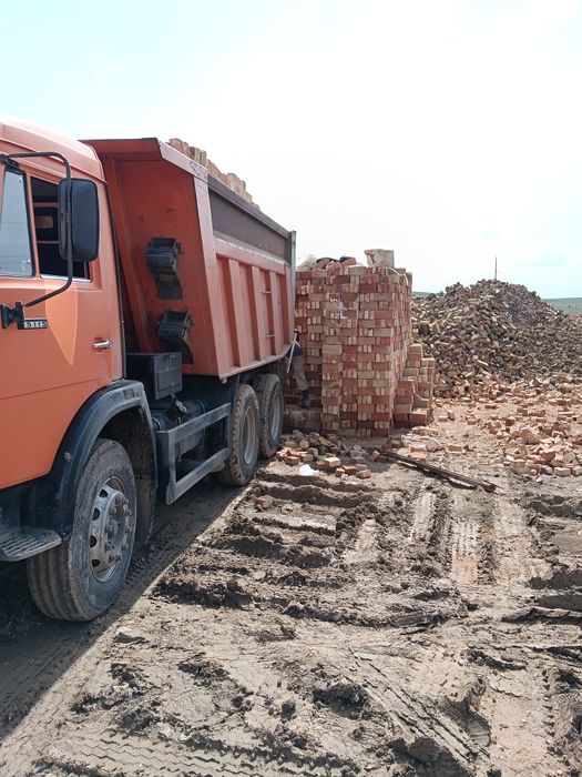 Вывоз мусора Услуги камаз