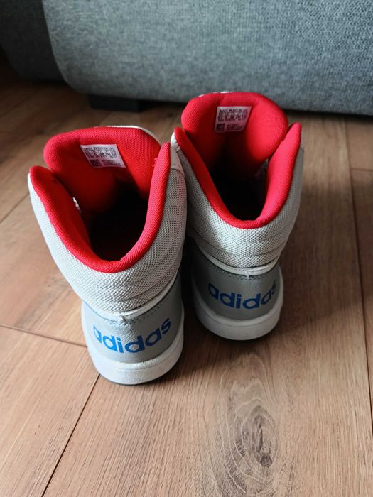 Adidas маратонки