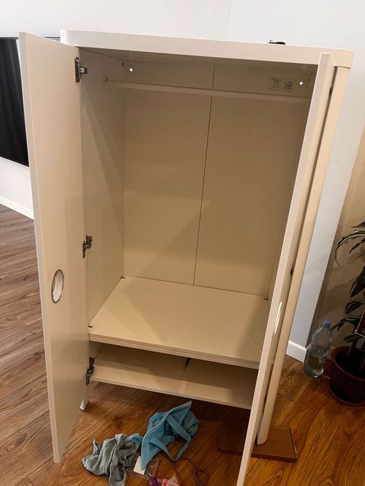 Распашной шкаф IKEA