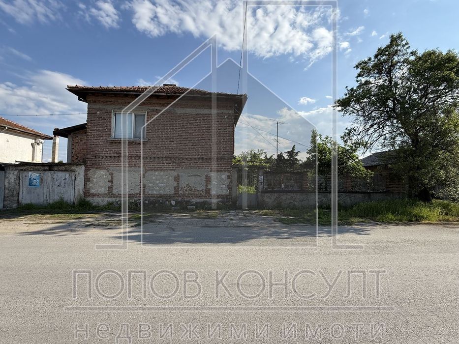 Продава се Къща в с. Радиново, Област Пловдив - 169 кв.м за 1000 €/кв.м - Снимка #2