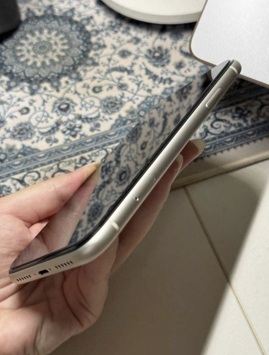 Айфон 11 в идеальном состоянии!