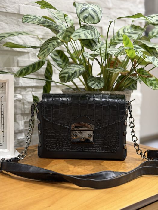 Дамски чанти използвани и нови