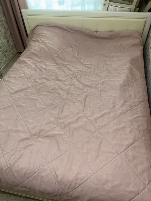 Продаю кровать с ортопедическим матрасом