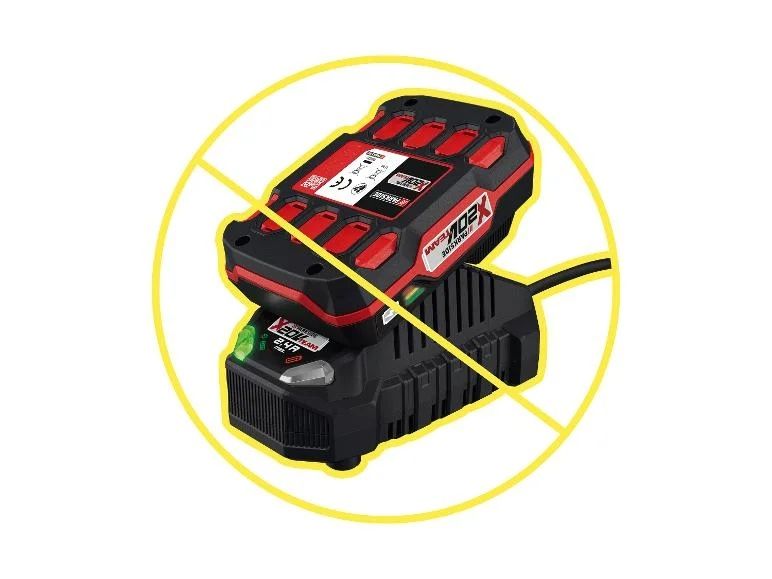 Pulverizatorl pe acumulator Parkside 20V contra paraziți și buruieni