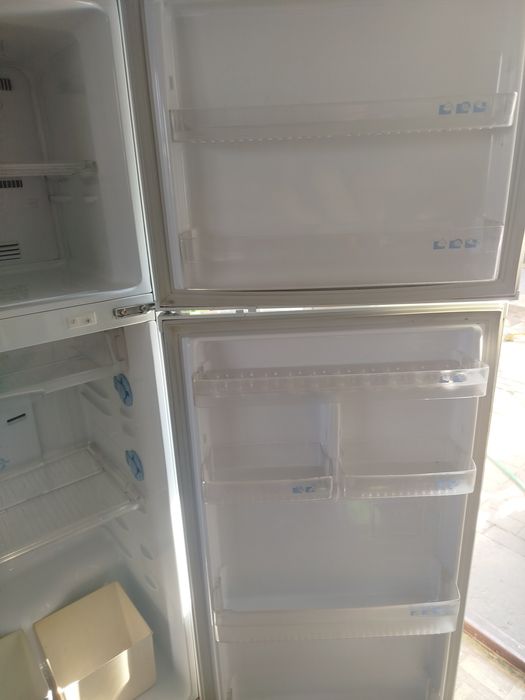 Холодильник Samsung RT45MBSW