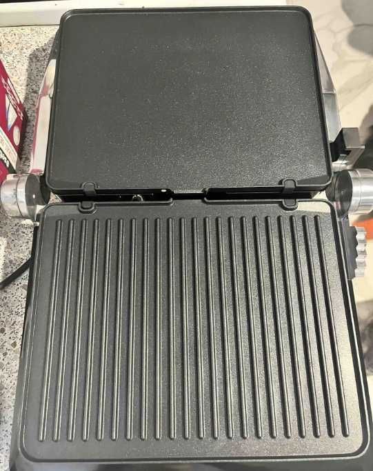 Электрогриль De'Longhi 900