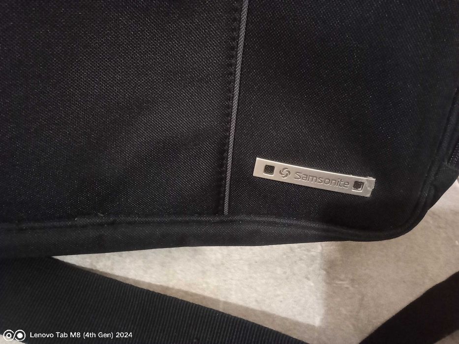 Spectrolite Чанта за 17 инча лаптоп с разширение в черен цвят