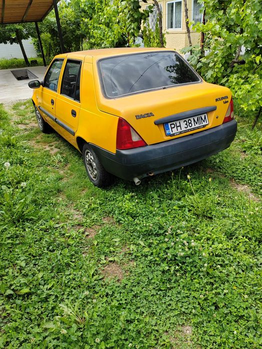 Dacia Solenza an 2004