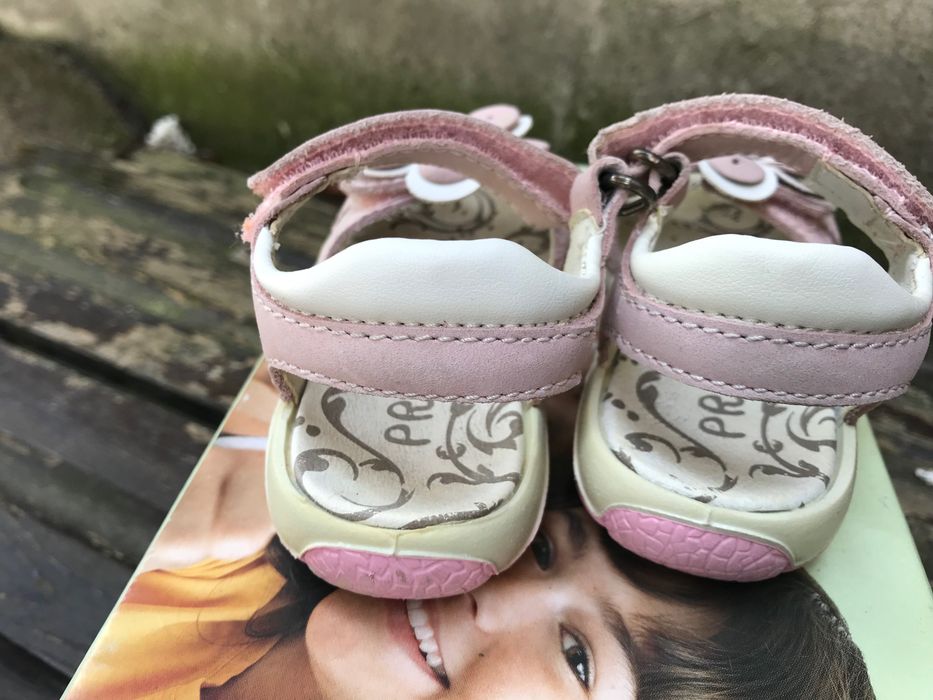 Primigi сандали за момиче 24