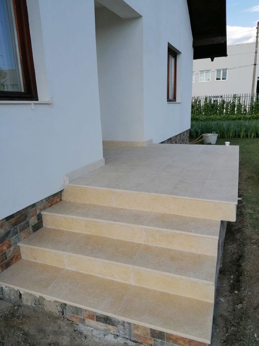 Scara Trepte si contratrepte marmura granit Travertin Piatra naturala