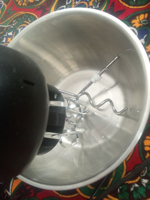 Mikser planetarniy yengi