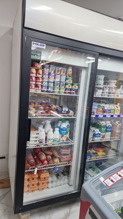 Витринный холодильник купе