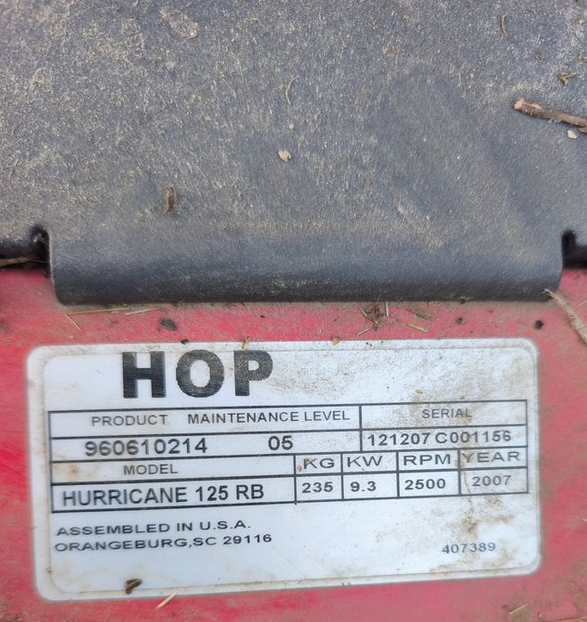 Tractoras tuns gazon